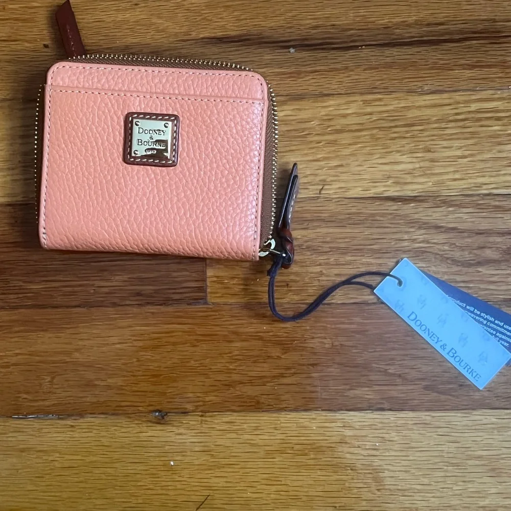 Pebble Grain Small Zip Around - Picture 2 of 5